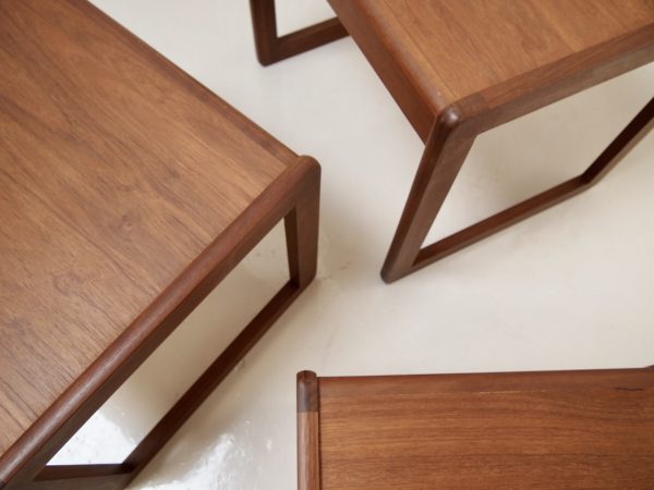 Set of teak nest of tables - Image 7