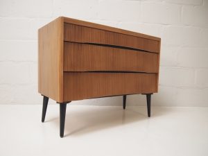 Mid century oak chest of drawers